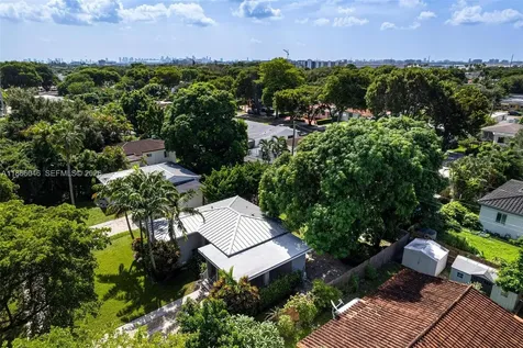 6320 NW 41st Street Virginia Gardens FL 33166