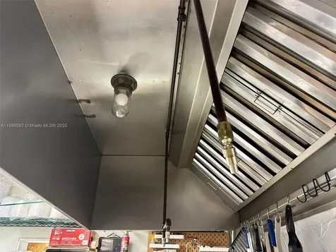 Asian Restaurant With Terrace For Sale Near Dadeland Mall Kendall FL 33156