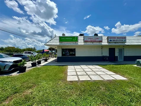 Asian Restaurant With Terrace For Sale Near Dadeland Mall Kendall FL 33156