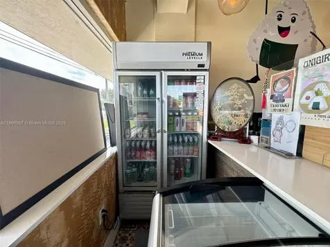 Asian Restaurant With Terrace For Sale Near Dadeland Mall Kendall FL 33156