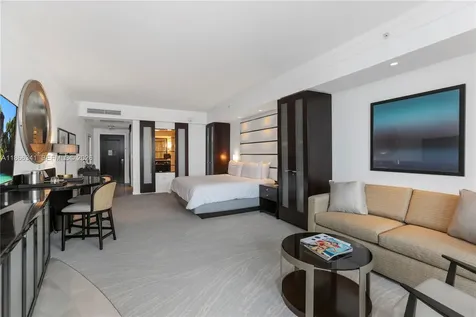 4391 Collins Avenue Miami Beach FL 33140