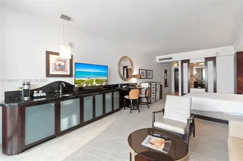 4391 Collins Avenue Miami Beach FL 33140