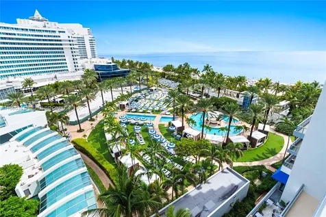 4391 Collins Avenue Miami Beach FL 33140