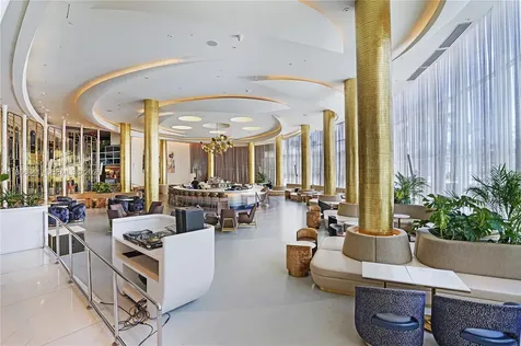 4391 Collins Avenue Miami Beach FL 33140