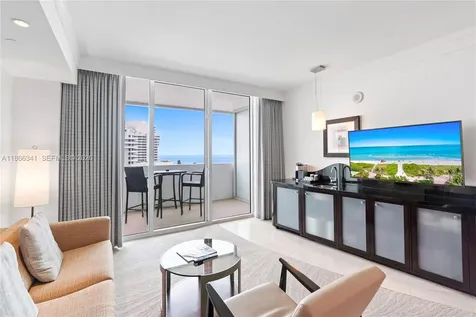 4391 Collins Avenue Miami Beach FL 33140