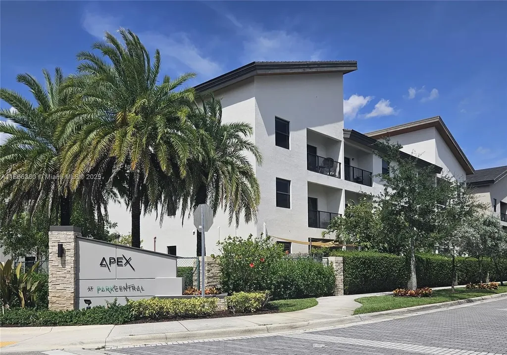 8175 NW 104th Avenue Doral FL 33178