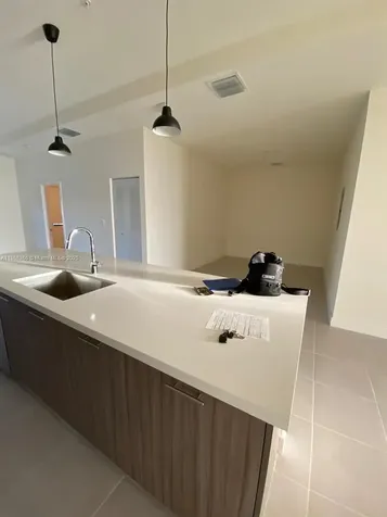 8175 NW 104th Avenue Doral FL 33178