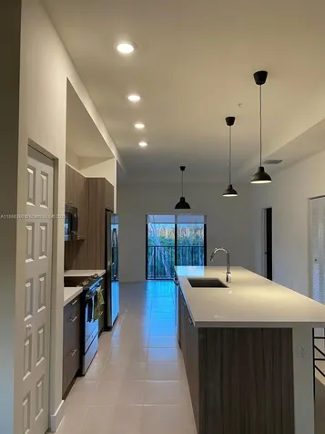 8175 NW 104th Avenue Doral FL 33178