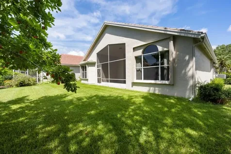 669 SW Lake Charles Circle Port St. Lucie FL 34986