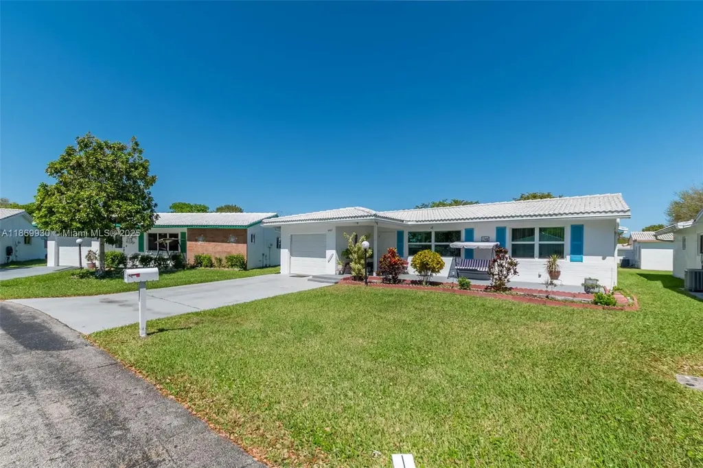 9021 NW 13th Street Plantation FL 33322