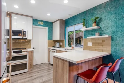 2210 NE 62nd Street Fort Lauderdale FL 33308