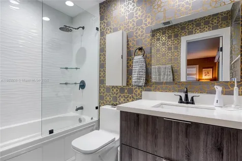 2210 NE 62nd Street Fort Lauderdale FL 33308