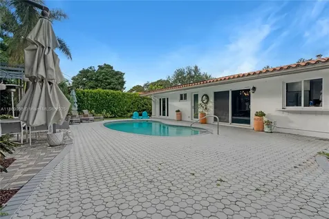 2210 NE 62nd Street Fort Lauderdale FL 33308