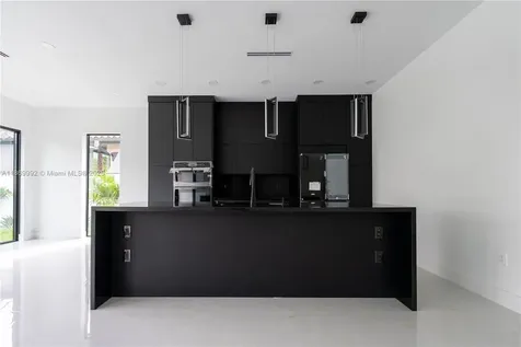9235 SW 42nd Street Miami FL 33165