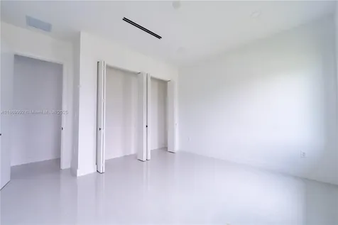 9235 SW 42nd Street Miami FL 33165