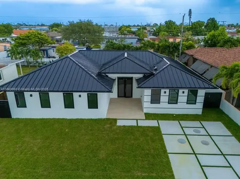 9235 SW 42nd Street Miami FL 33165