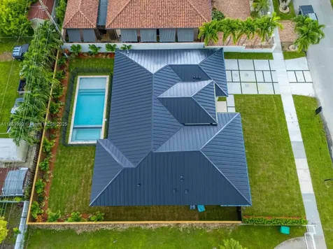 9235 SW 42nd Street Miami FL 33165