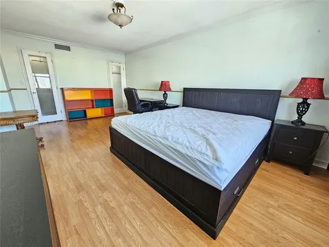 427 Golden Isles Drive Hallandale Beach FL 33009