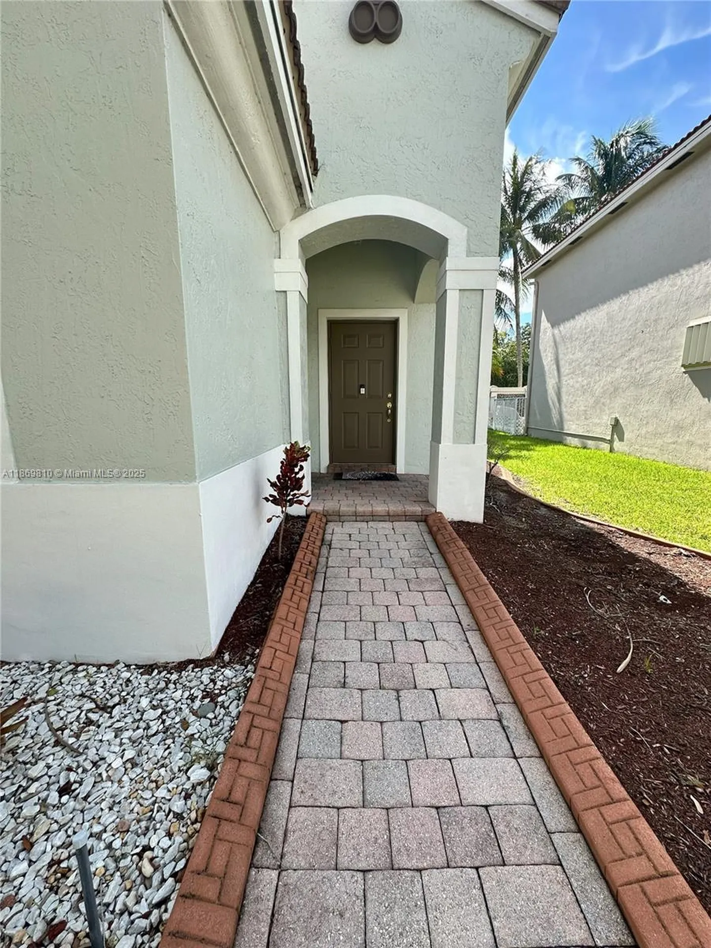 752 NW 127th Avenue Coral Springs FL 33071