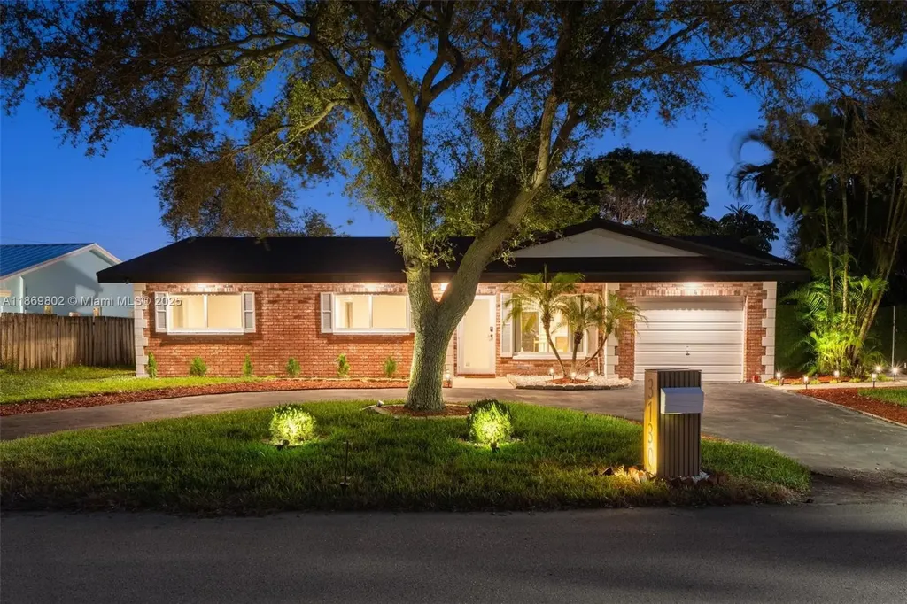 3130 NW 65th Drive Fort Lauderdale FL 33309