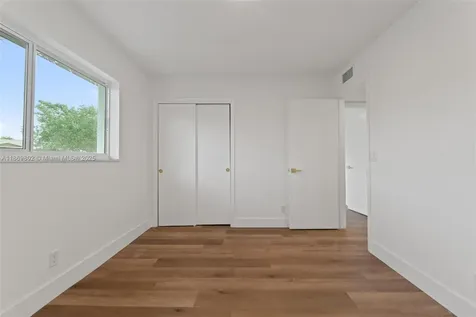 3130 NW 65th Drive Fort Lauderdale FL 33309