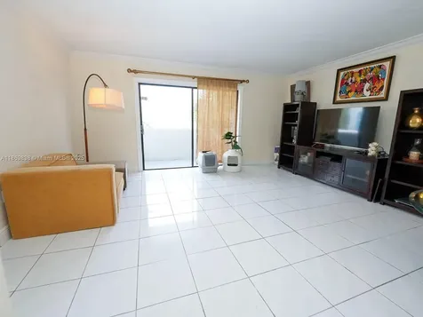 130 S Shore Drive Miami Beach FL 33141