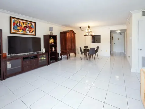 130 S Shore Drive Miami Beach FL 33141