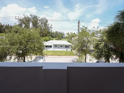 130 S Shore Drive Miami Beach FL 33141