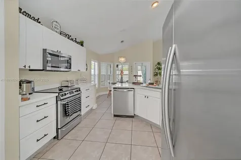 2915 Pembridge Street Kissimmee FL 34747