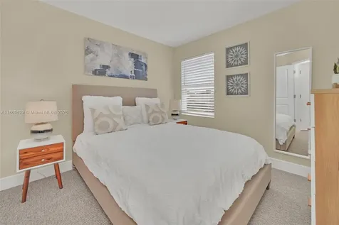 2915 Pembridge Street Kissimmee FL 34747