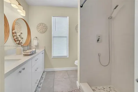 2915 Pembridge Street Kissimmee FL 34747