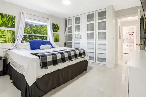 16298 La Costa Drive Weston FL 33326