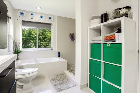 16298 La Costa Drive Weston FL 33326