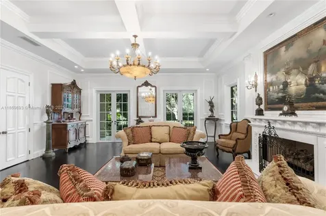 612 Sunset Drive Coral Gables FL 33143