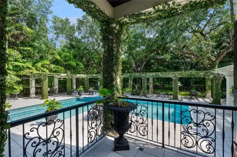 612 Sunset Drive Coral Gables FL 33143