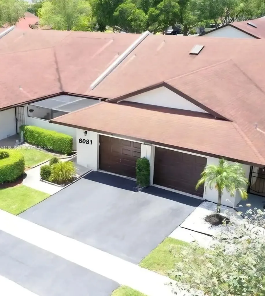 6081 NW 90th Avenue Tamarac FL 33321