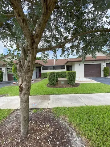6081 NW 90th Avenue Tamarac FL 33321