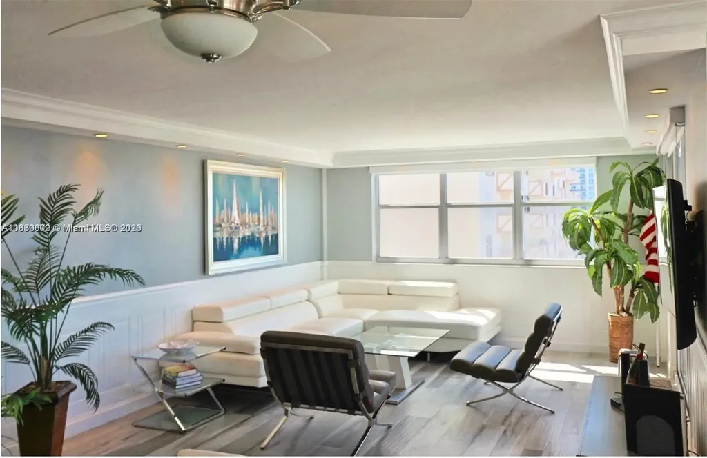 Hallandale Beach FL 33009
