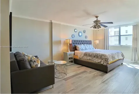 Hallandale Beach FL 33009
