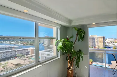 Hallandale Beach FL 33009