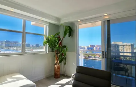 Hallandale Beach FL 33009