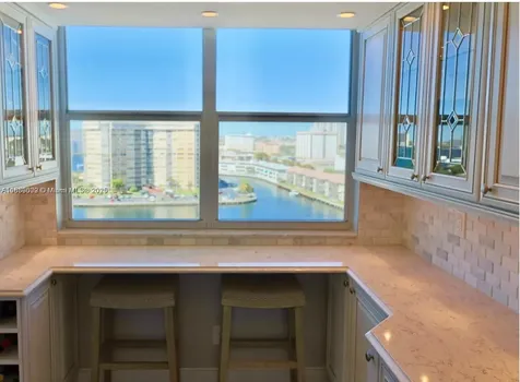 Hallandale Beach FL 33009