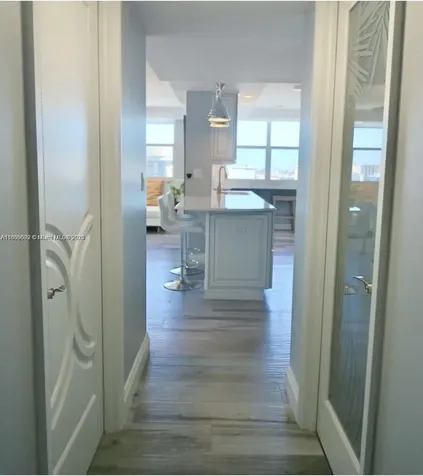 Hallandale Beach FL 33009