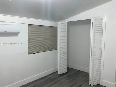1971 W 2nd Avenue Hialeah FL 33010