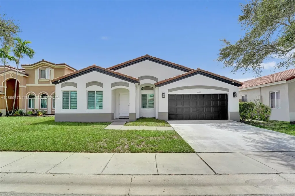 1636 SW 108th Terrace Davie FL 33324