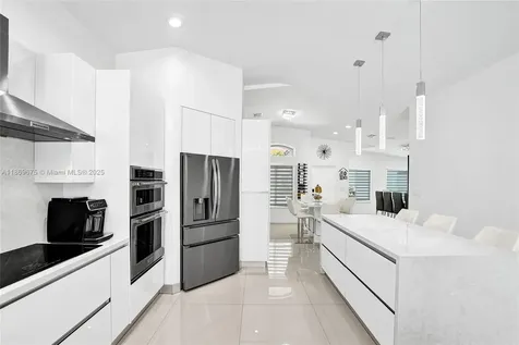 1636 SW 108th Terrace Davie FL 33324