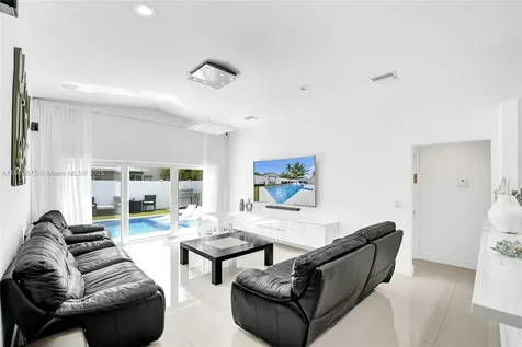 1636 SW 108th Terrace Davie FL 33324