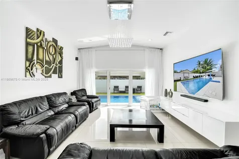 1636 SW 108th Terrace Davie FL 33324