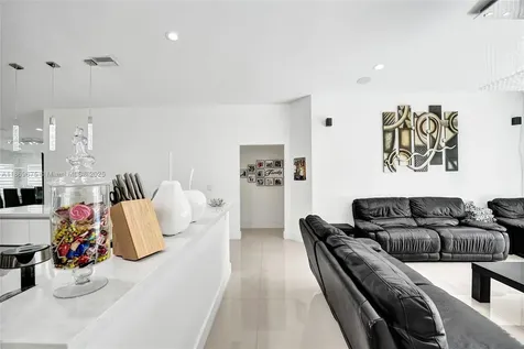 1636 SW 108th Terrace Davie FL 33324