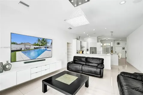 1636 SW 108th Terrace Davie FL 33324